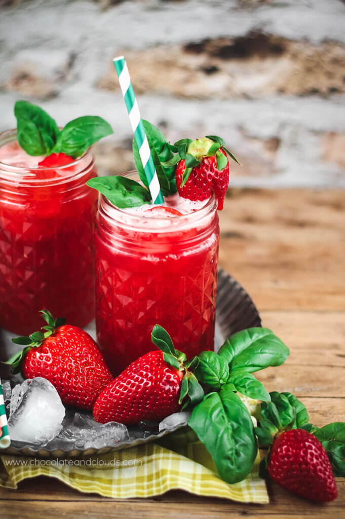 Erdbeer Hibiskus Eistee Rezept